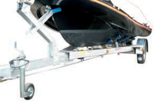 gommone su carrello tecnitrail